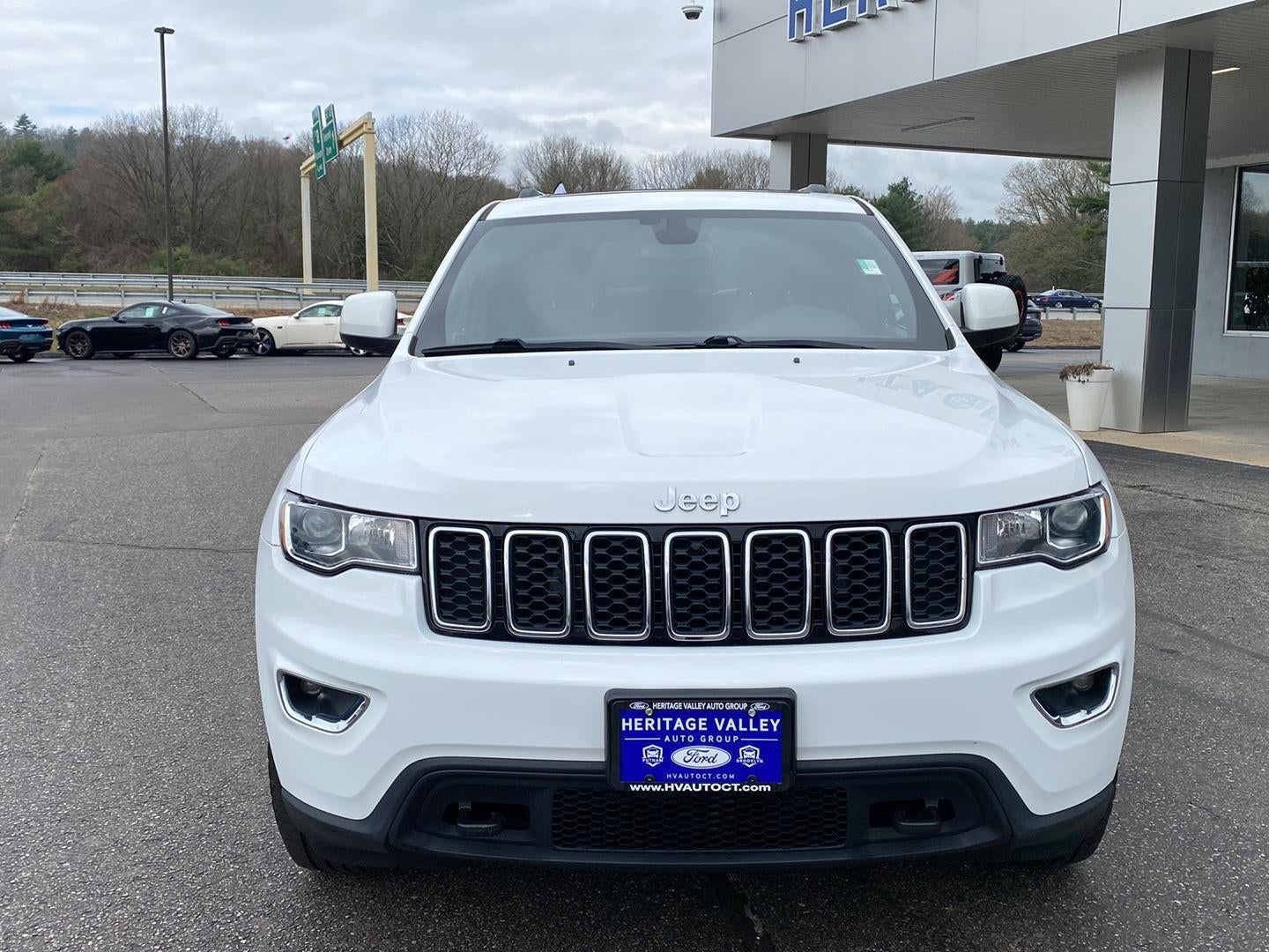 Used 2018 Jeep Grand Cherokee Laredo E with VIN 1C4RJFAG1JC348568 for sale in Putnam, CT