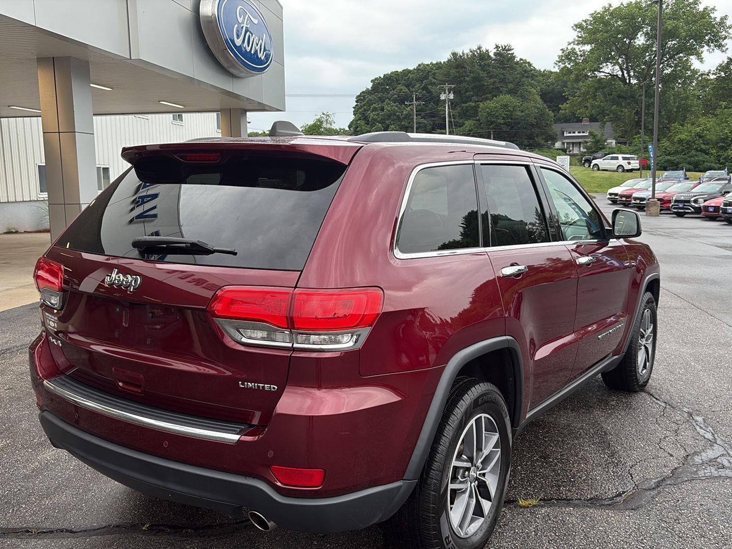 2017 Jeep GRAND CHEROKEE Limited