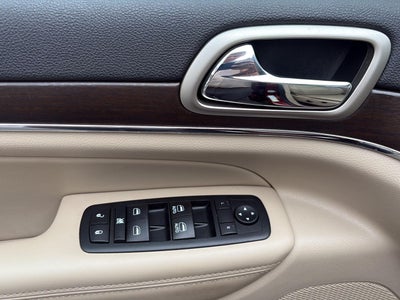 2017 Jeep GRAND CHEROKEE Limited