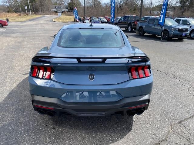 2024 Ford Mustang Dark Horse