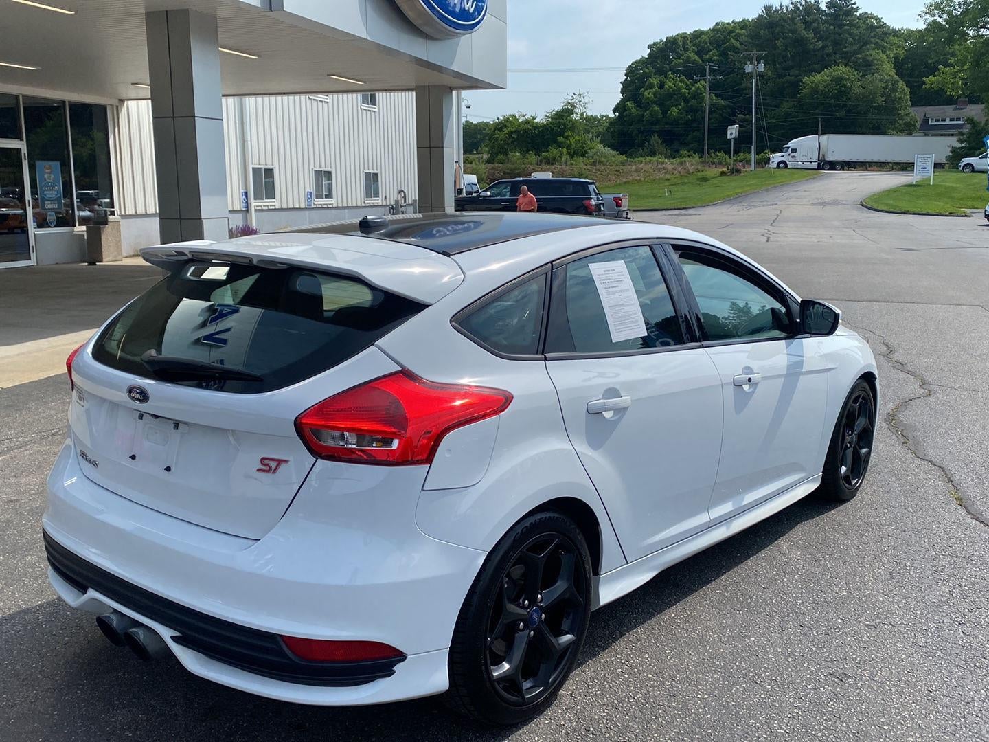 2017 Ford Focus ST