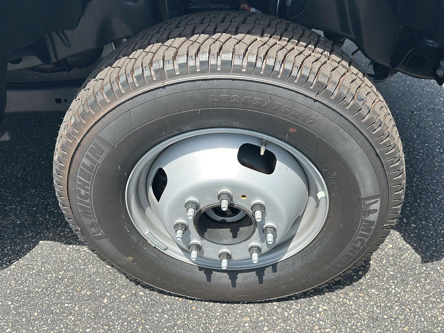2026 Ford Super Duty F-350 DRW XL