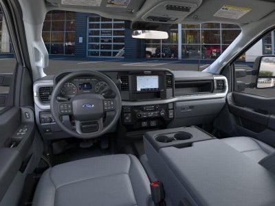 2026 Ford Super Duty F-350 DRW XL