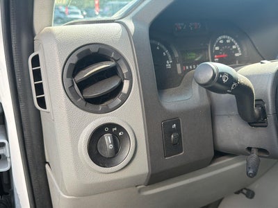 2015 Ford Econoline Commercial Cutaway Base