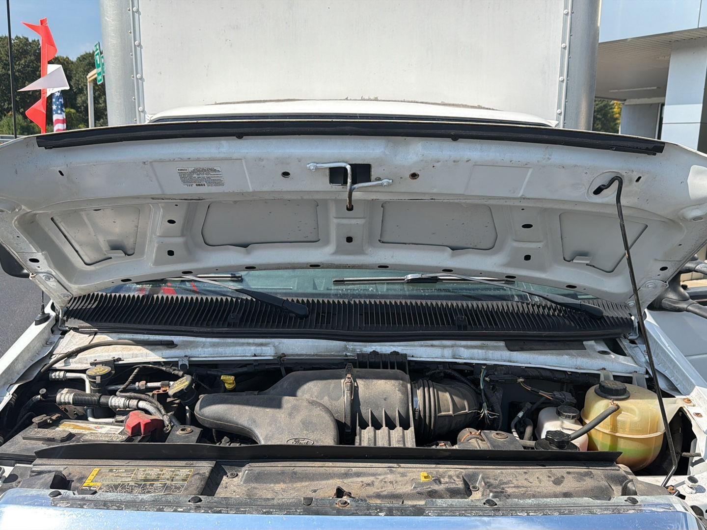 2015 Ford Econoline Commercial Cutaway Base