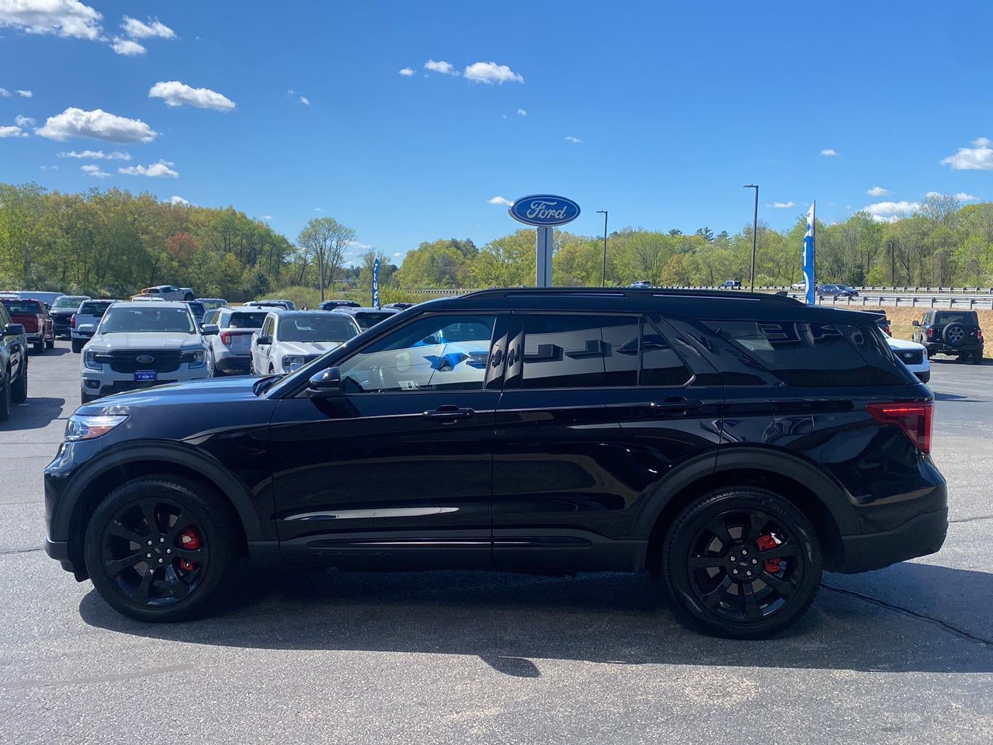 2023 Ford Explorer ST