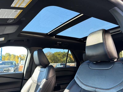 2023 Ford Explorer ST