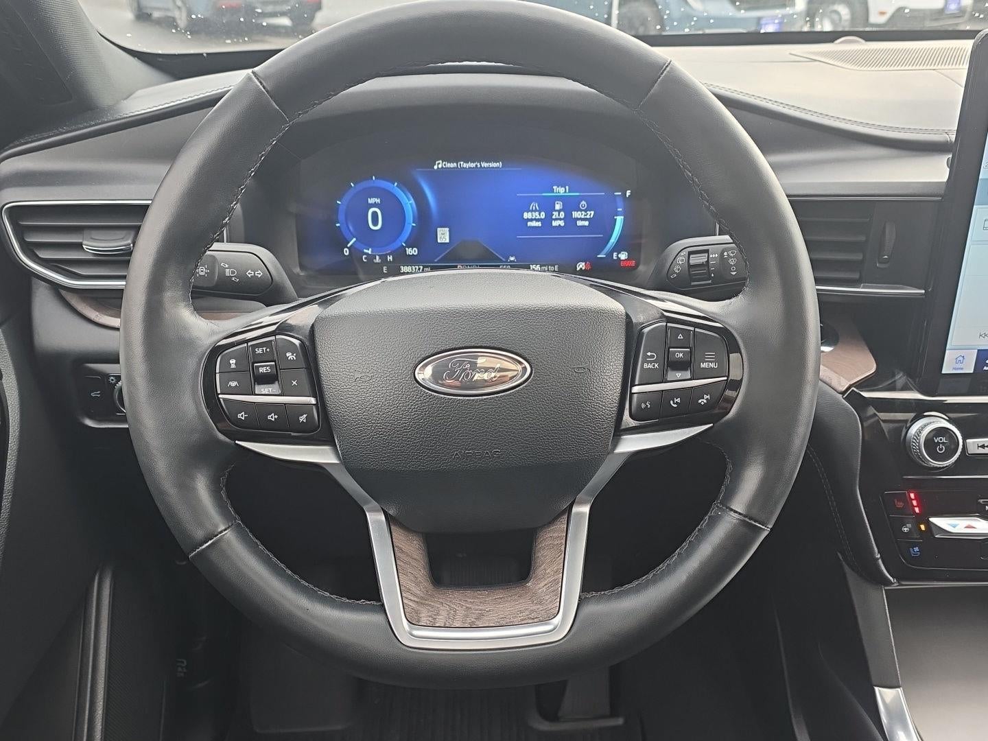 2023 Ford Explorer Platinum