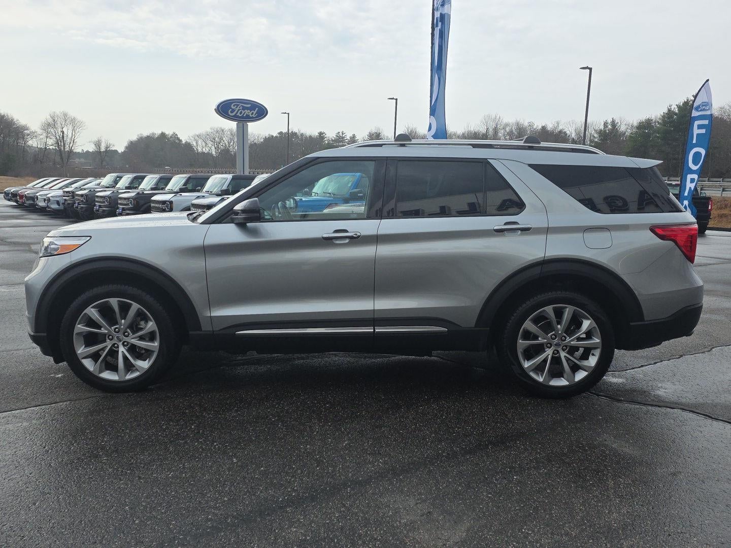 2023 Ford Explorer Platinum