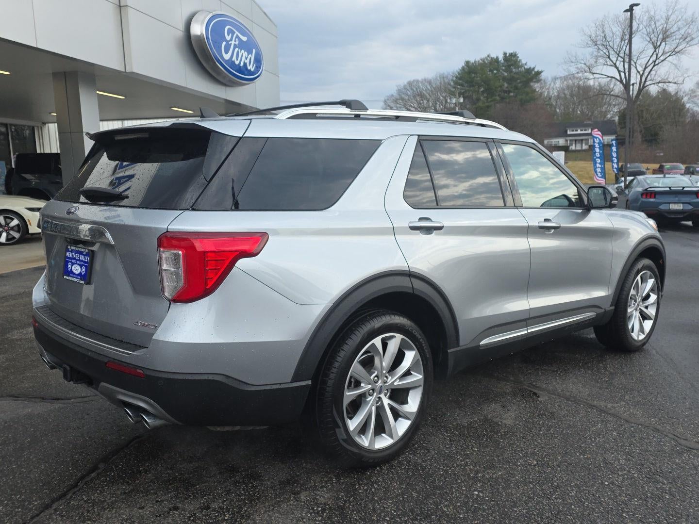 2023 Ford Explorer Platinum