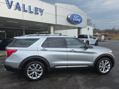 2023 Ford Explorer Platinum