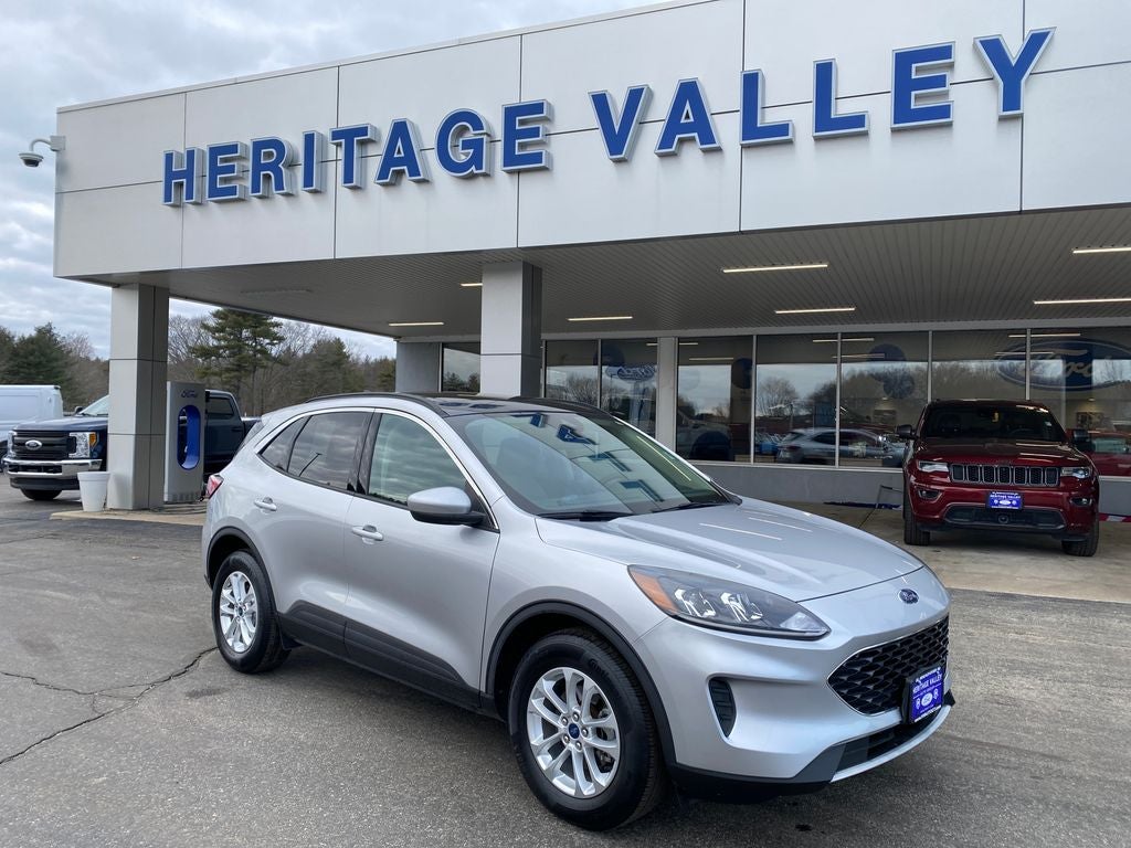 2020 Ford Escape SE