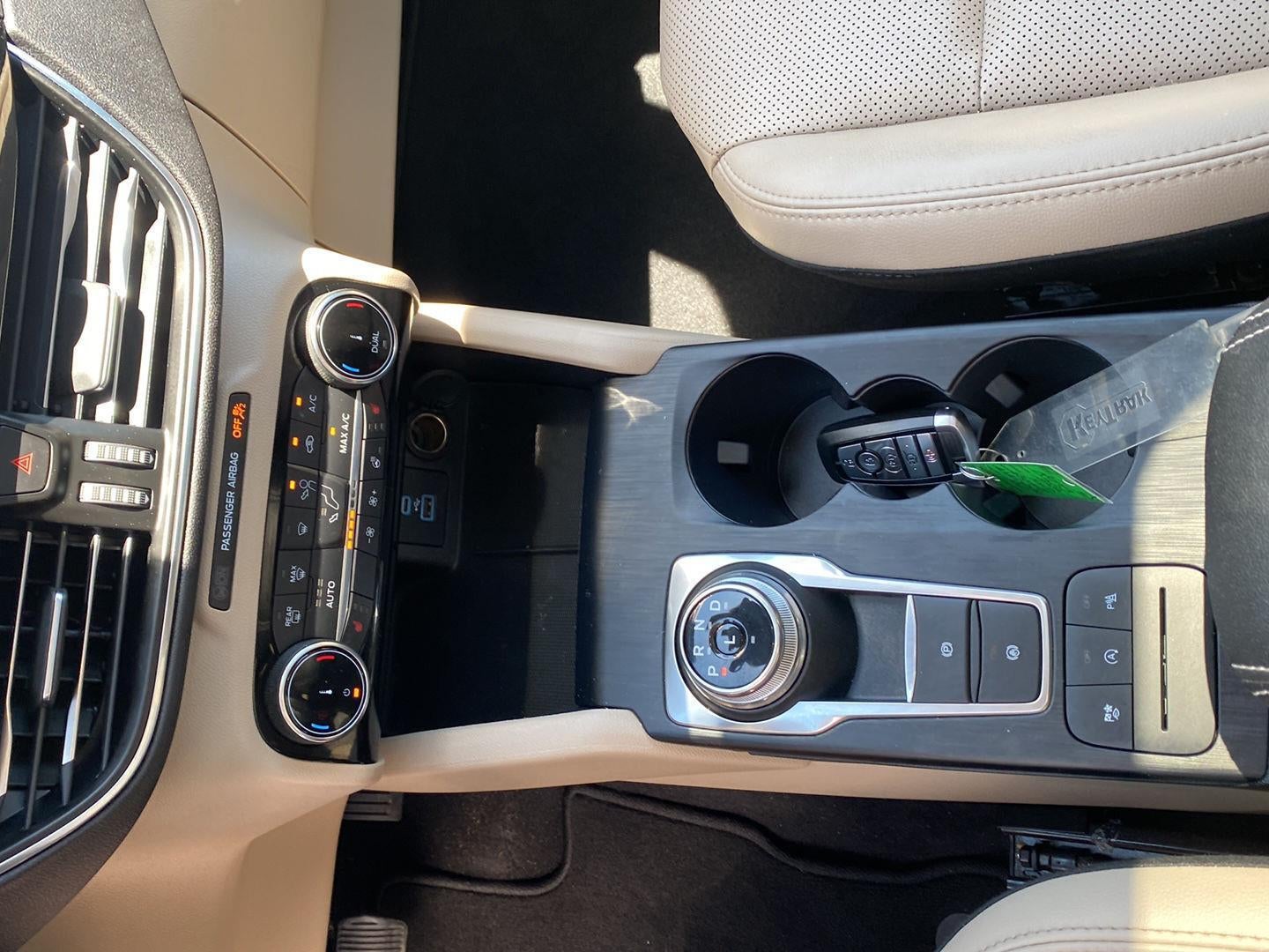 2022 Ford Escape Titanium