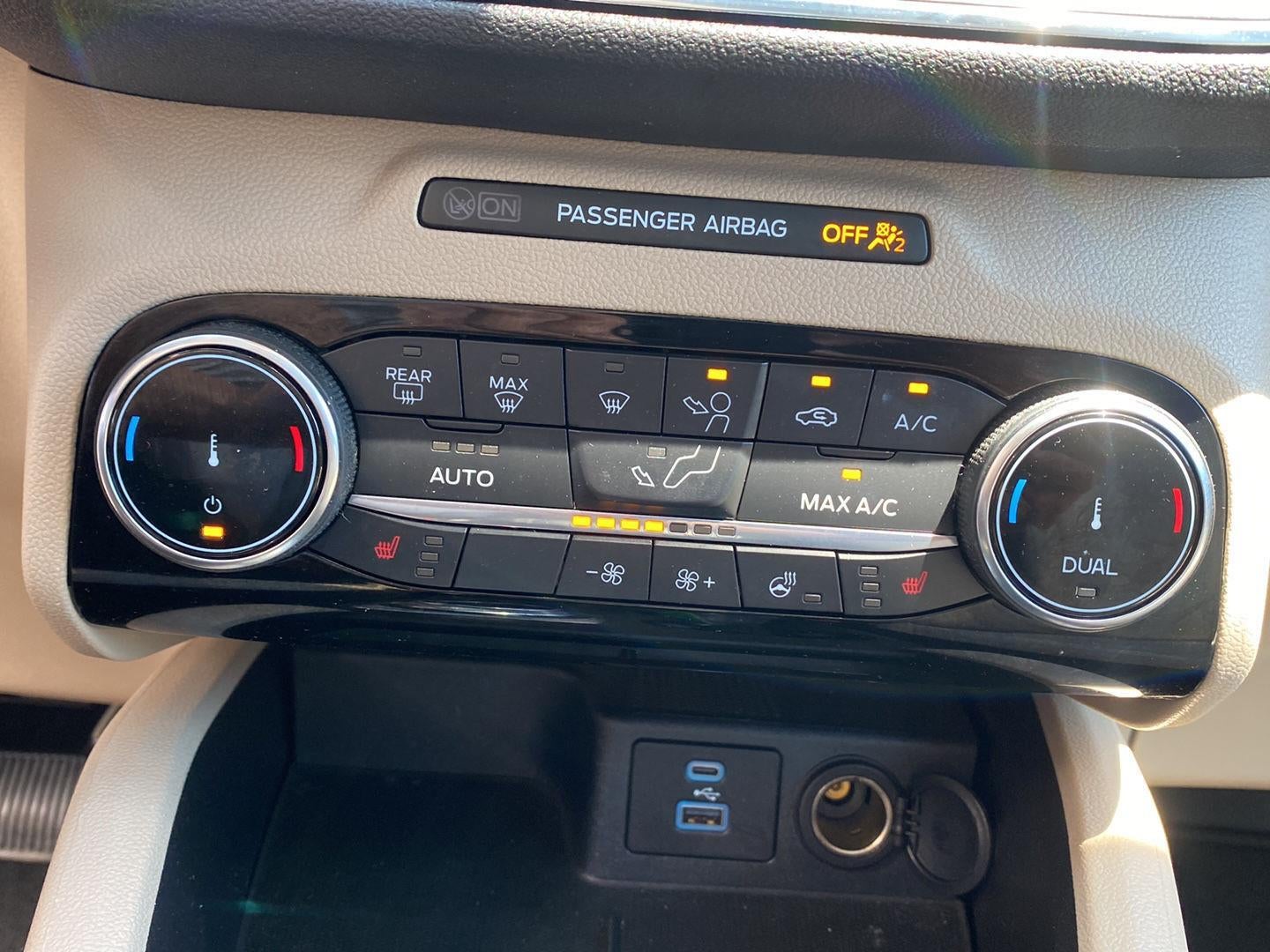 2022 Ford Escape Titanium