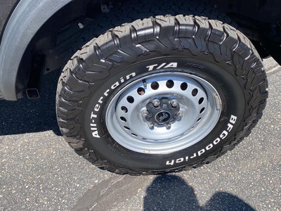 2022 Ford Bronco Base