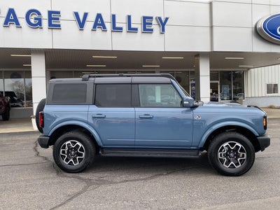 2025 Ford Bronco Outer Banks