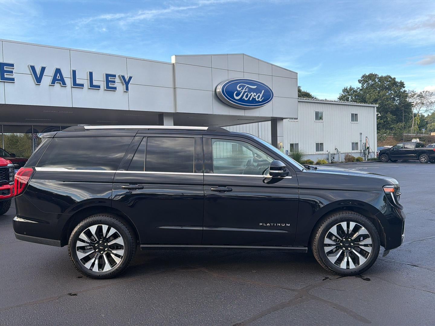 2025 Ford Expedition Platinum