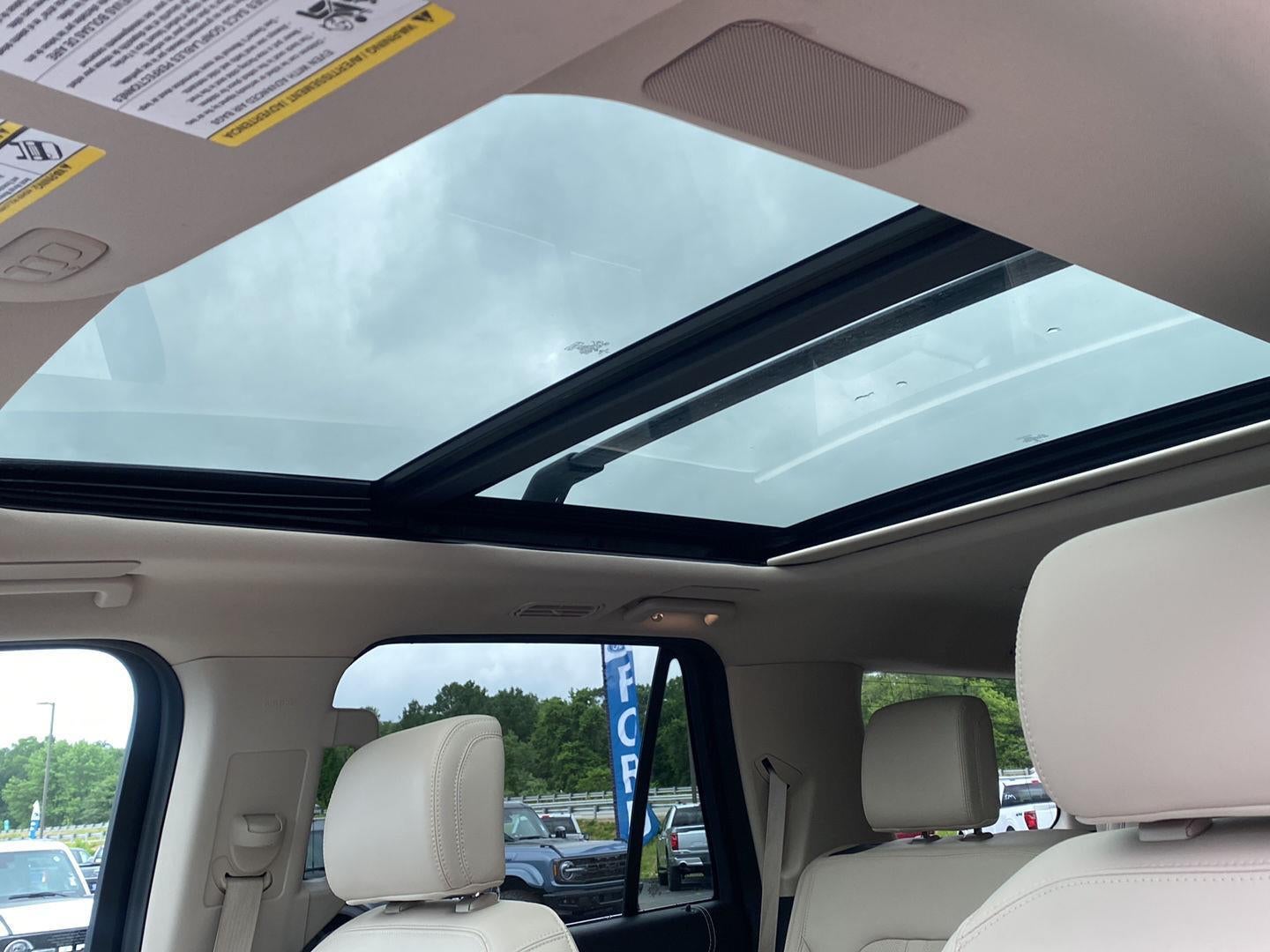 2022 Ford Expedition Platinum