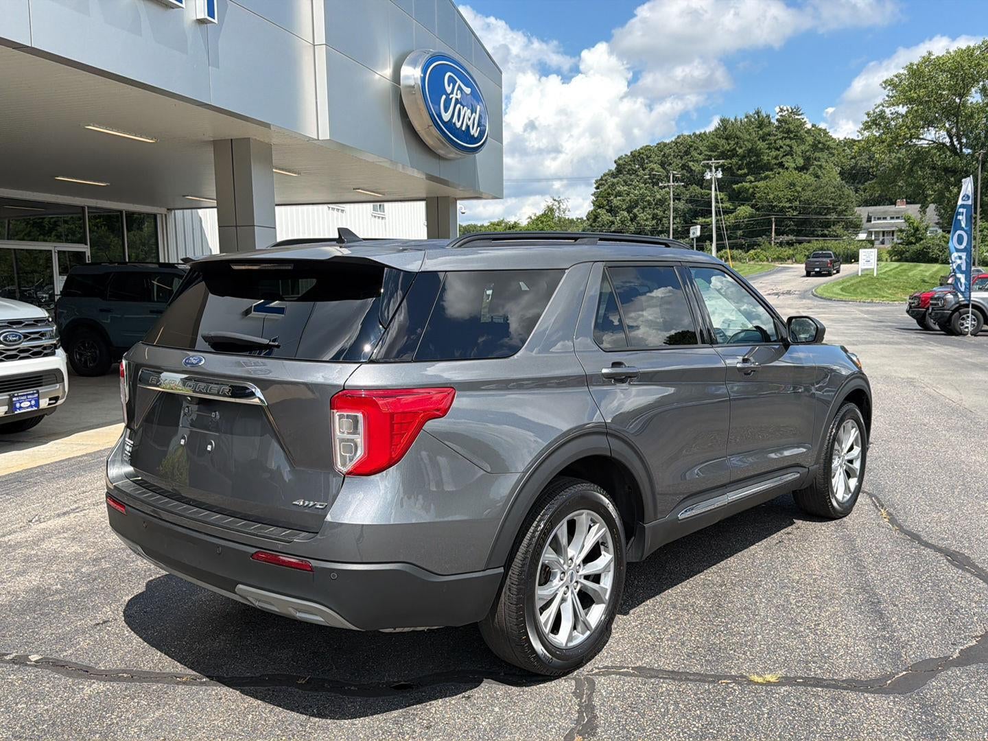 2023 Ford Explorer XLT