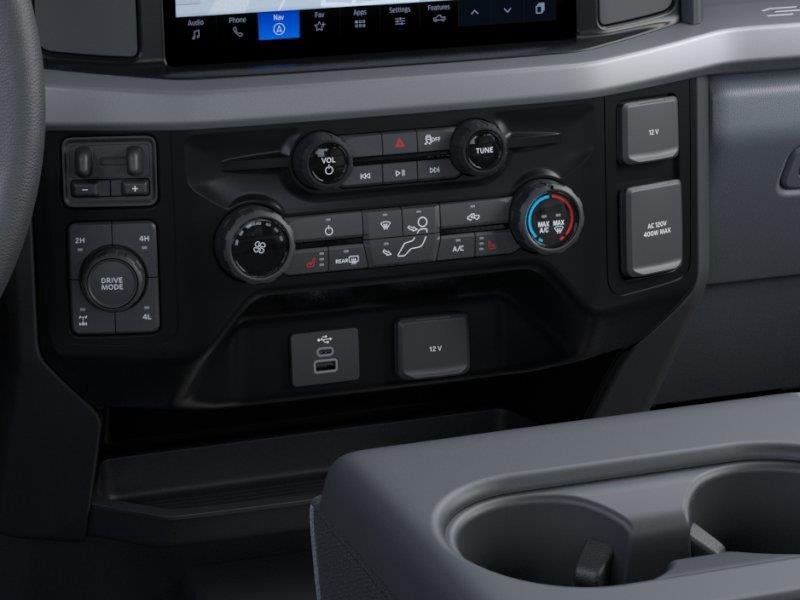 2026 Ford Super Duty F-350 XLT