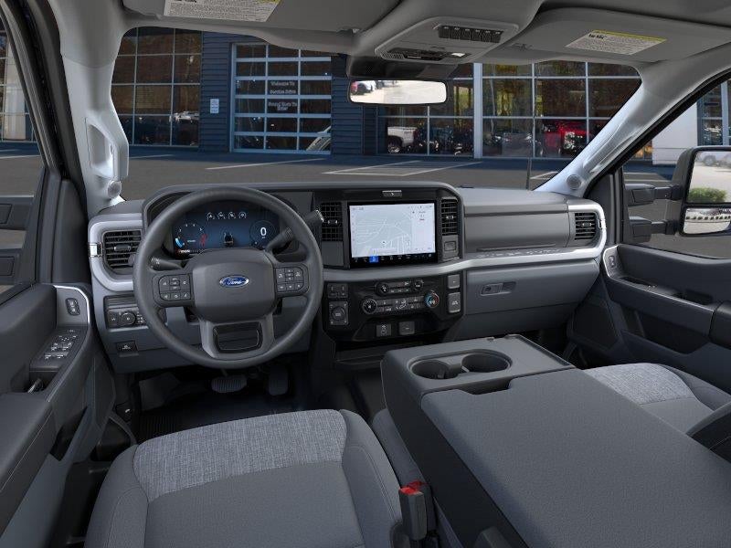 2026 Ford Super Duty F-350 XLT