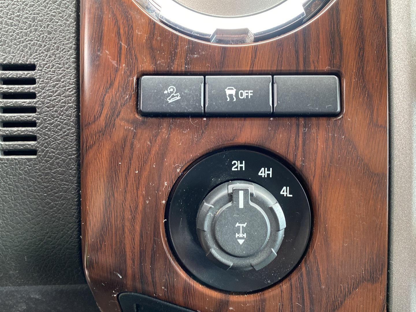 2016 Ford Super Duty F-350 Lariat