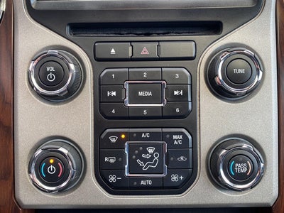 2016 Ford Super Duty F-350 Lariat