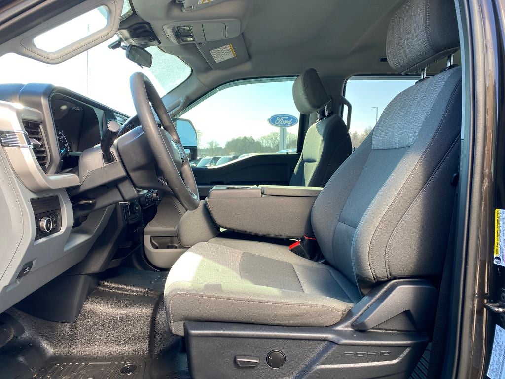 2025 Ford F-450SD XLT DRW