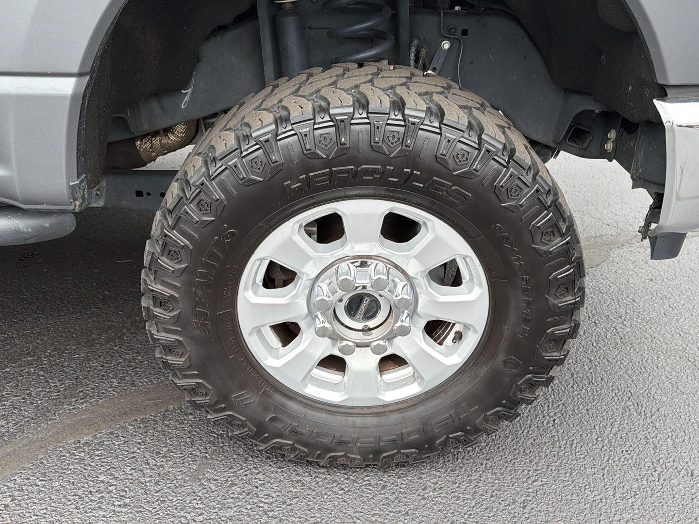 2024 Ford Super Duty F-350 XLT