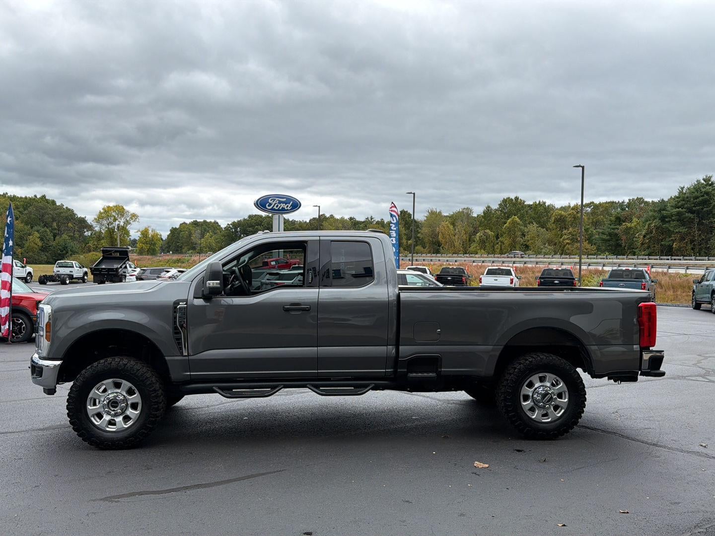 2024 Ford Super Duty F-350 XLT
