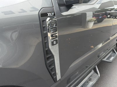 2024 Ford Super Duty F-350 XLT