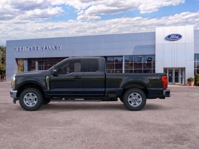 2026 Ford Super Duty F-350 XLT