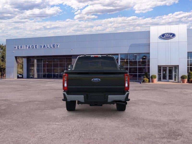2026 Ford Super Duty F-350 XLT