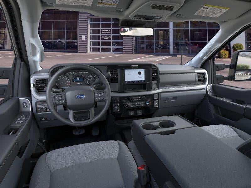 2026 Ford Super Duty F-350 XLT