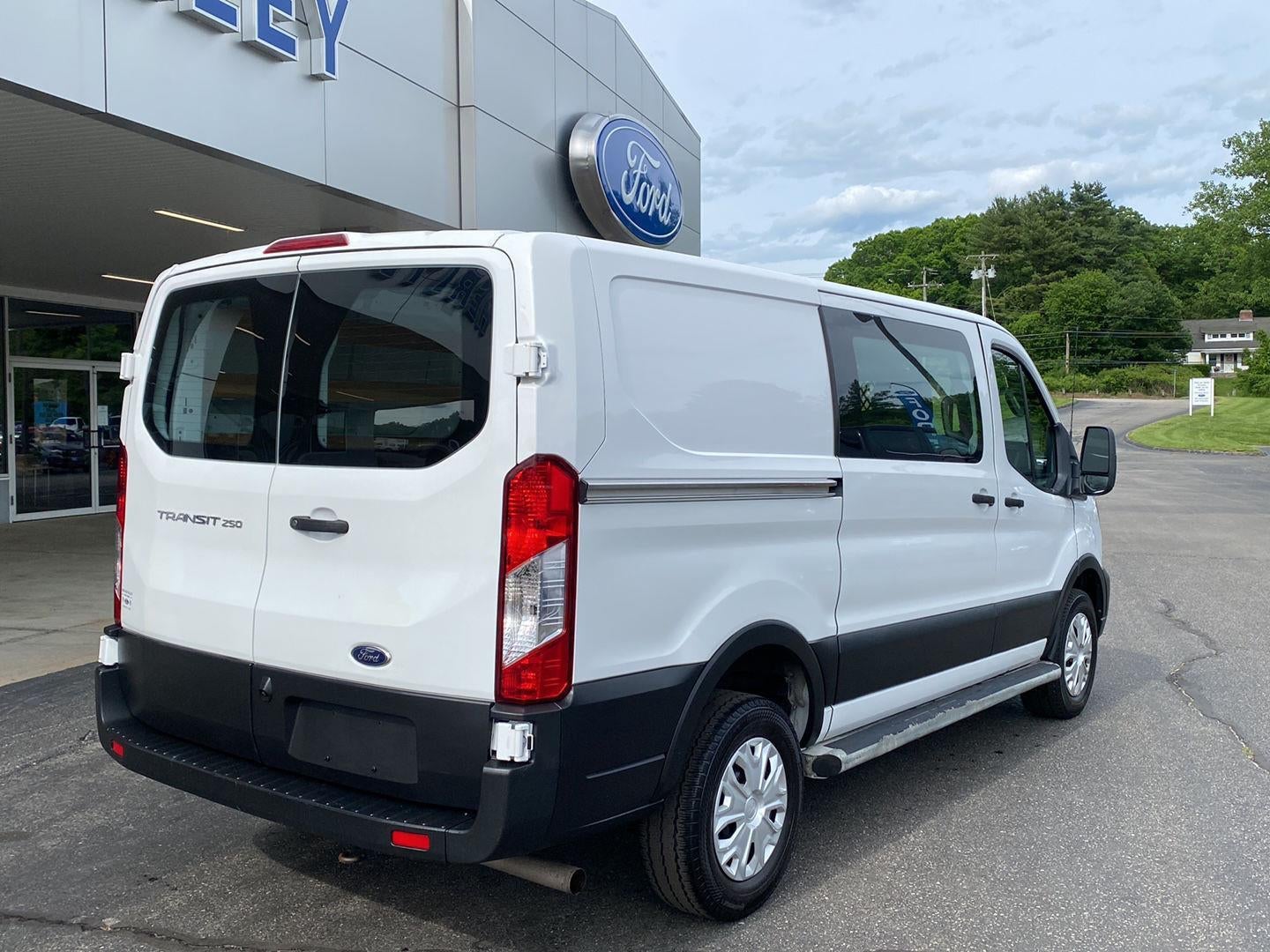 2022 Ford Transit Cargo Van Base