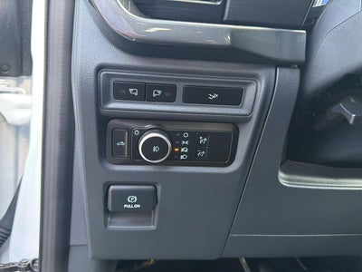 2023 Ford F-150 Base