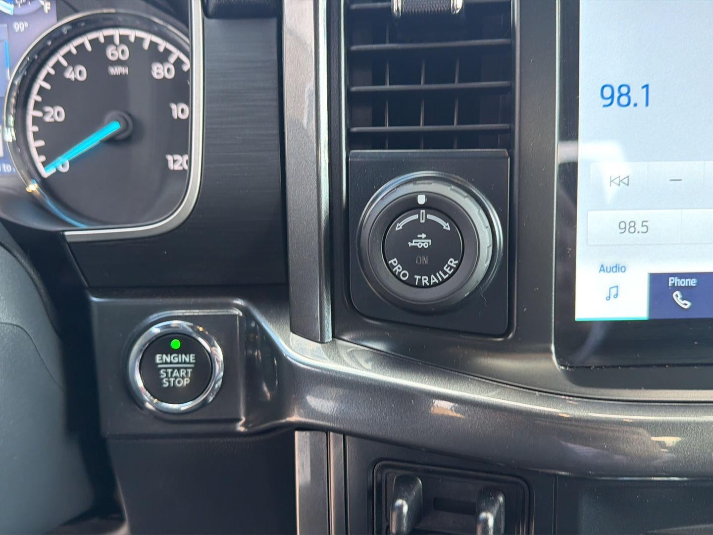 2023 Ford F-150 Base