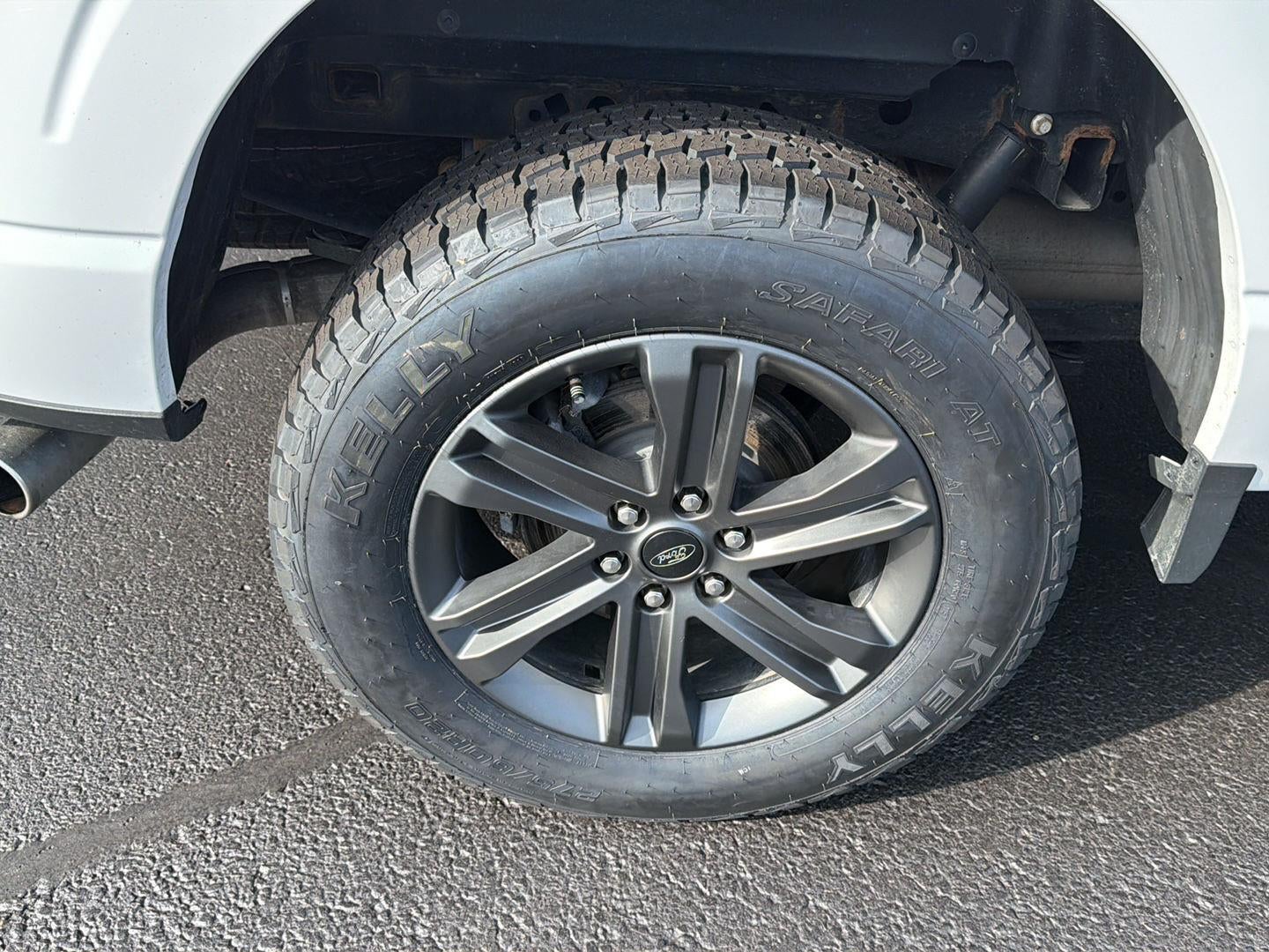 2023 Ford F-150 Base