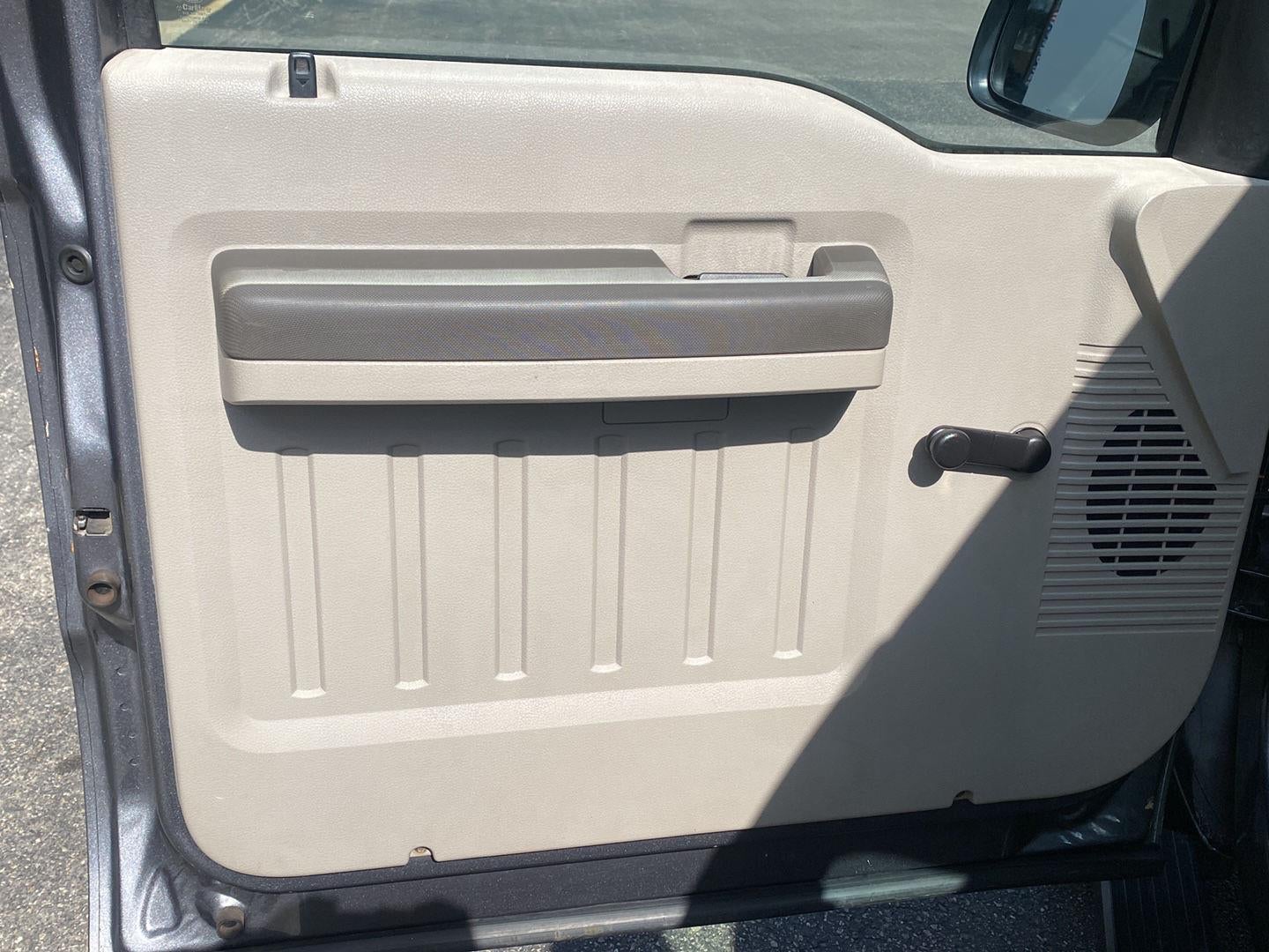 2010 Ford Super Duty F-250 SRW XL