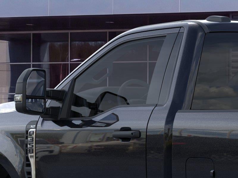 2026 Ford Super Duty F-350 XLT