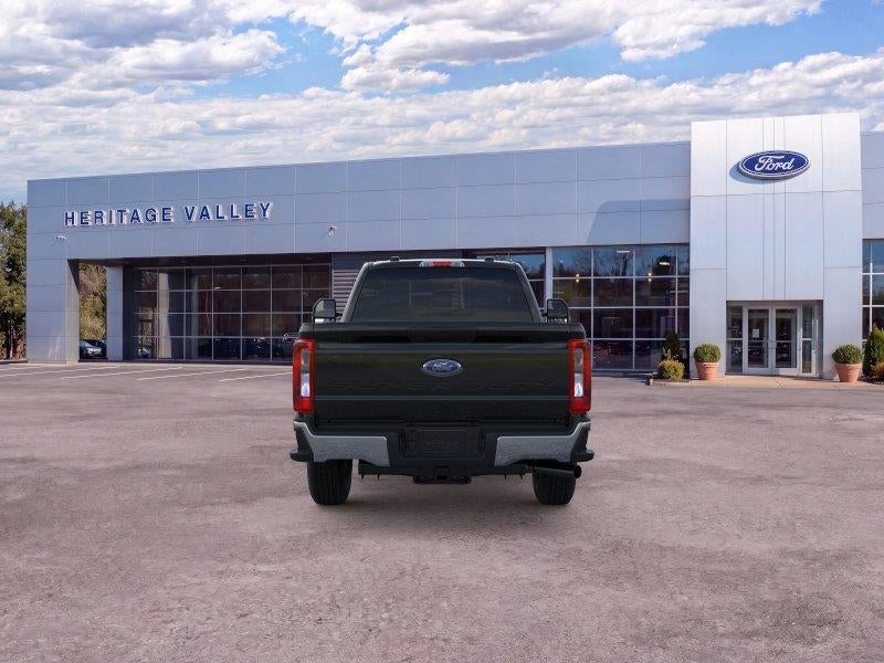 2026 Ford Super Duty F-350 XLT