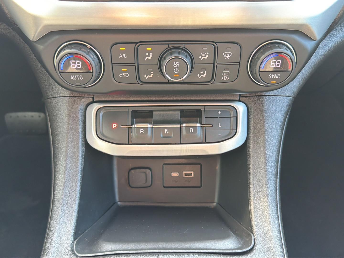 2021 GMC Acadia SLE