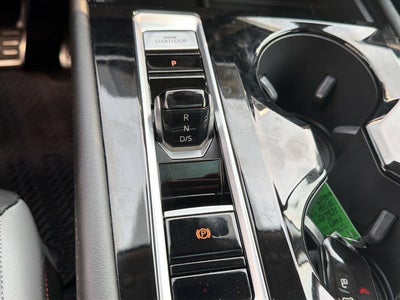 2024 Volkswagen Atlas 2.0T Peak Edition SEL