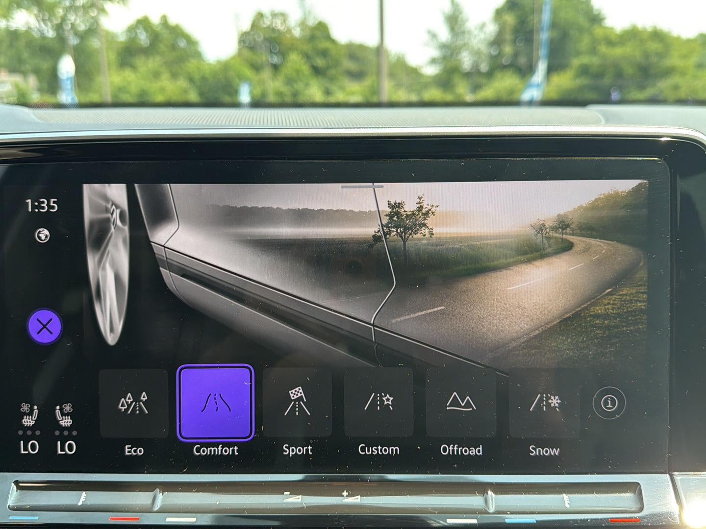 2024 Volkswagen Atlas 2.0T Peak Edition SEL