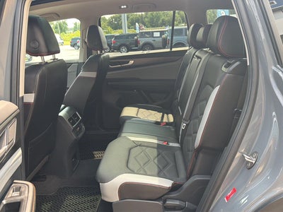 2024 Volkswagen Atlas 2.0T Peak Edition SEL
