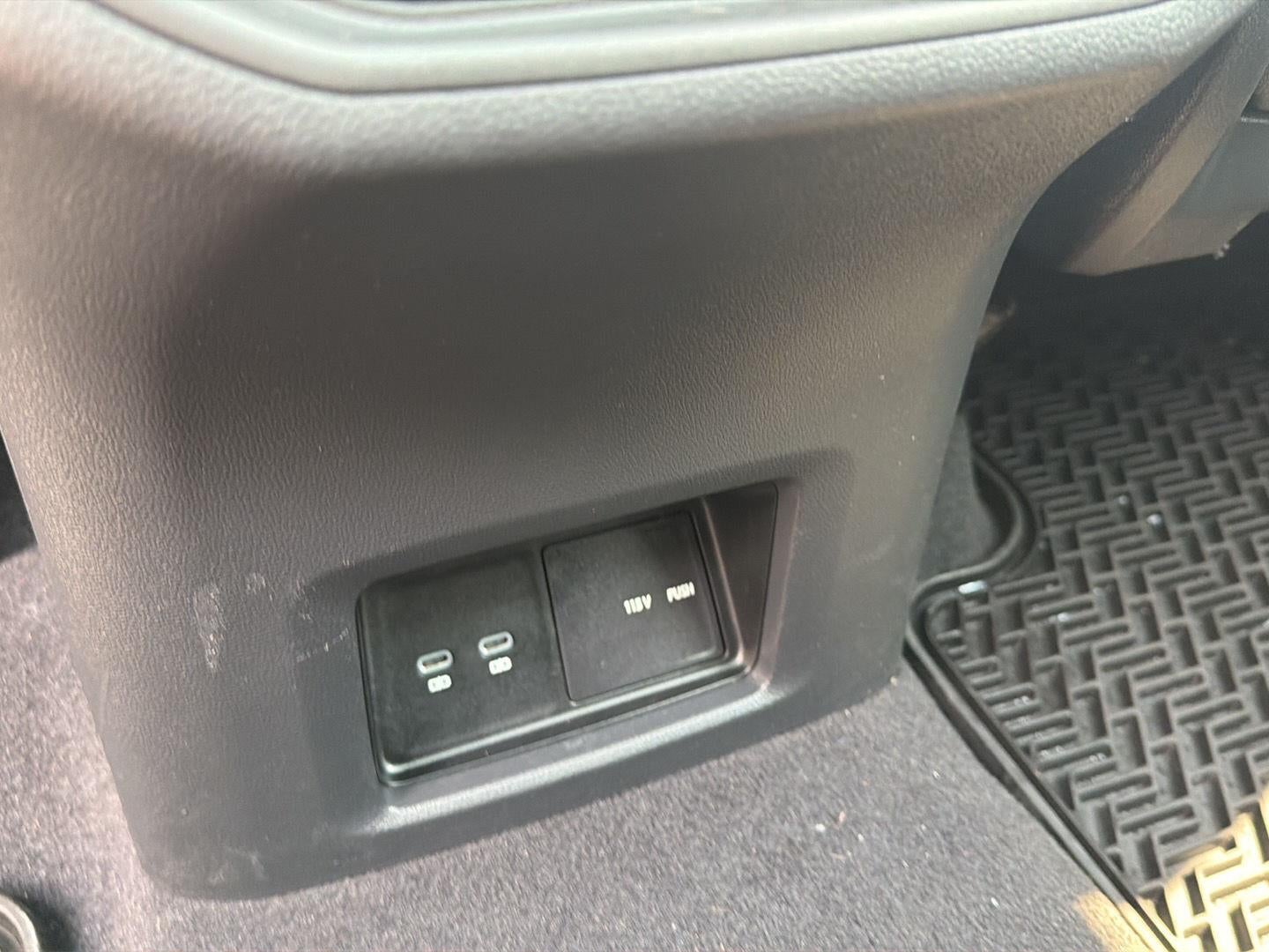 2024 Volkswagen Atlas 2.0T Peak Edition SEL