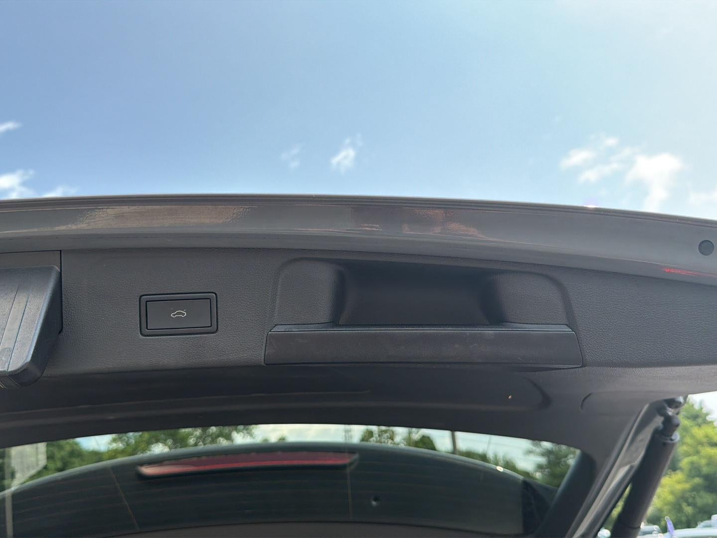 2024 Volkswagen Atlas 2.0T Peak Edition SEL