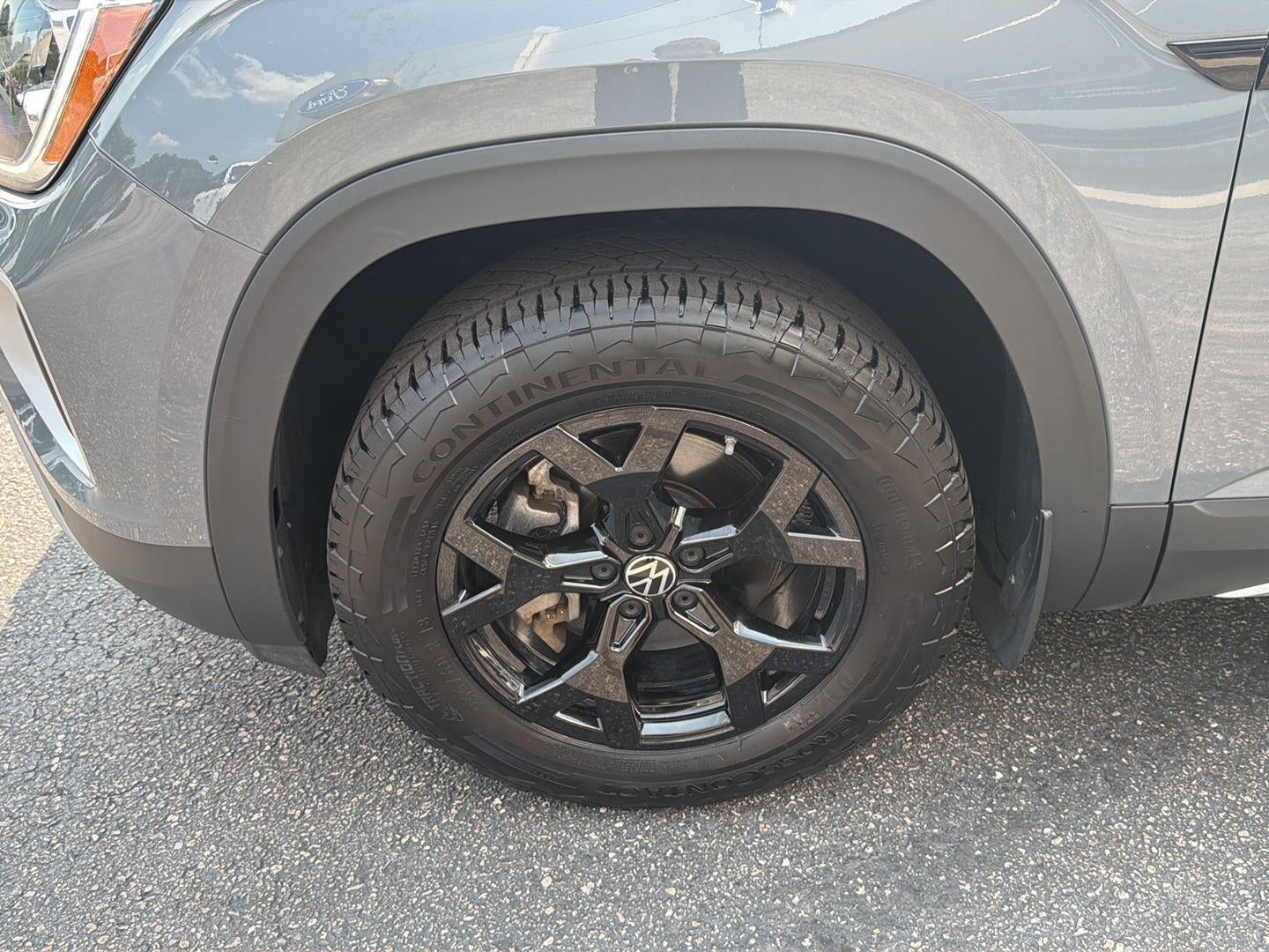 2024 Volkswagen Atlas 2.0T Peak Edition SEL