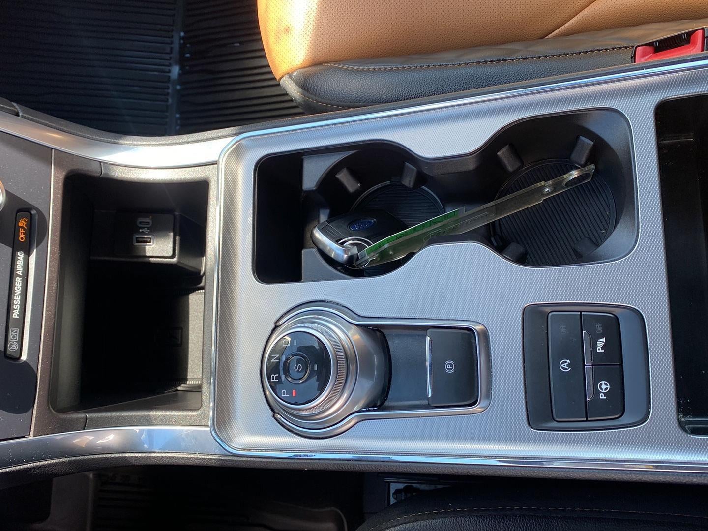 2023 Ford Edge Titanium
