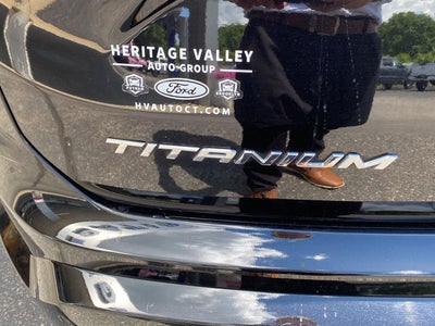 2023 Ford Edge Titanium